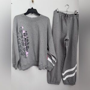 Free People SET (2)  NWT FP Movement All Star Buti Logo size medium/xsmall